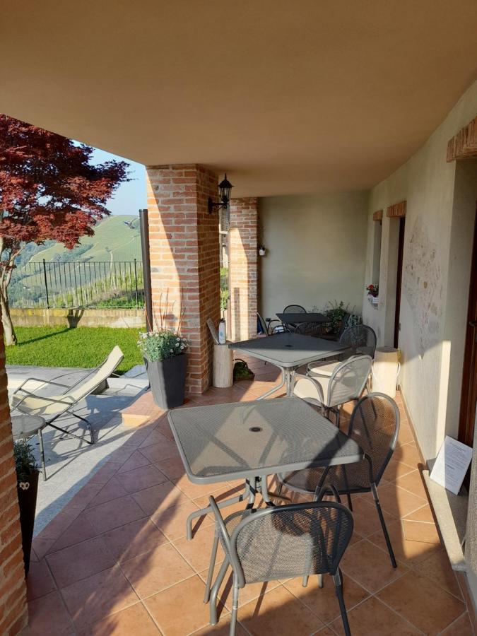 Agriturismo I Grappoli セッラルンガ・ダルバ エクステリア 写真