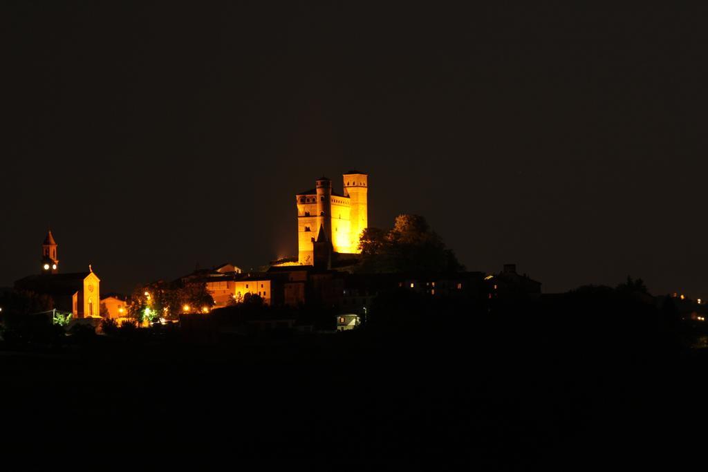Agriturismo I Grappoli セッラルンガ・ダルバ 部屋 写真