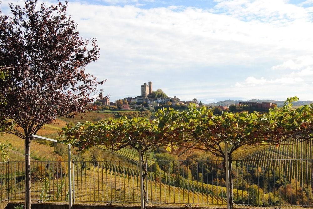 Agriturismo I Grappoli セッラルンガ・ダルバ エクステリア 写真